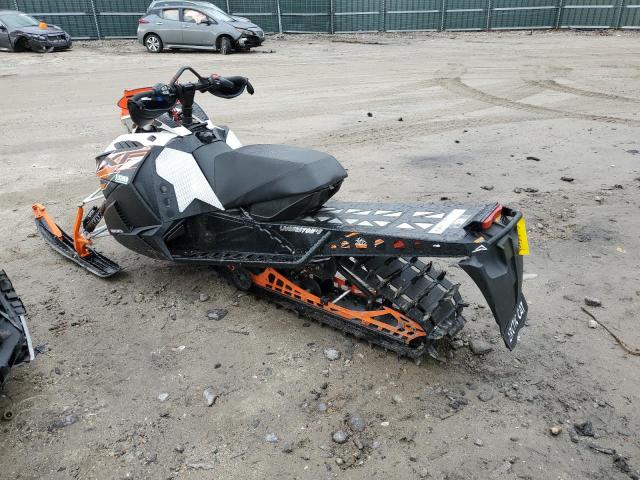 2015 Arct Snowmobile VIN: 4UF15SNW3FT121619 Lot: 39207152