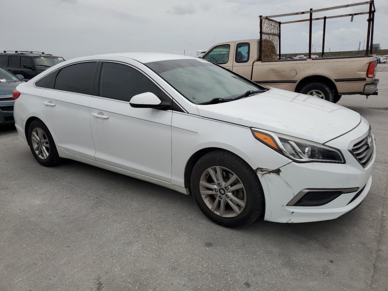 5NPE24AF7HH563720 2017 Hyundai Sonata Se