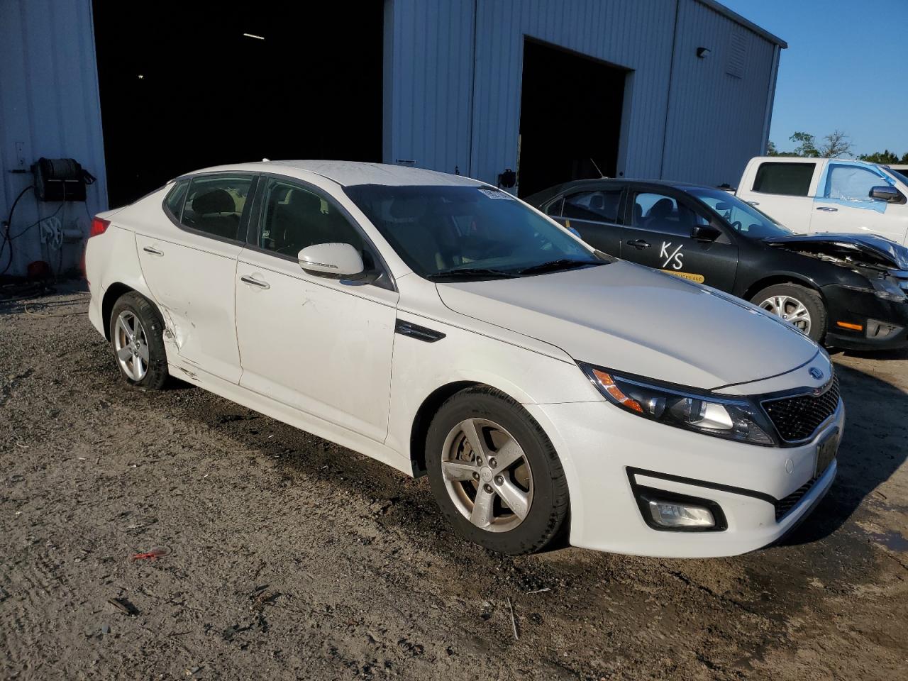 KNAGM4A73F5606231 2015 Kia Optima Lx