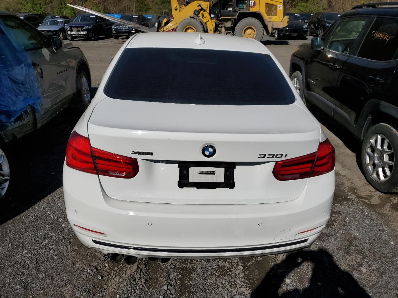 WBA8D9G57HNT91477 2017 BMW 330 Xi
