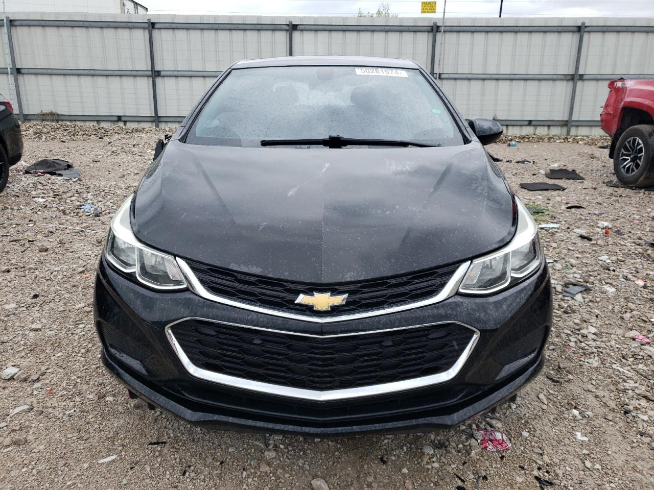 2017 Chevrolet Cruze Ls vin: 1G1BC5SM1H7106823