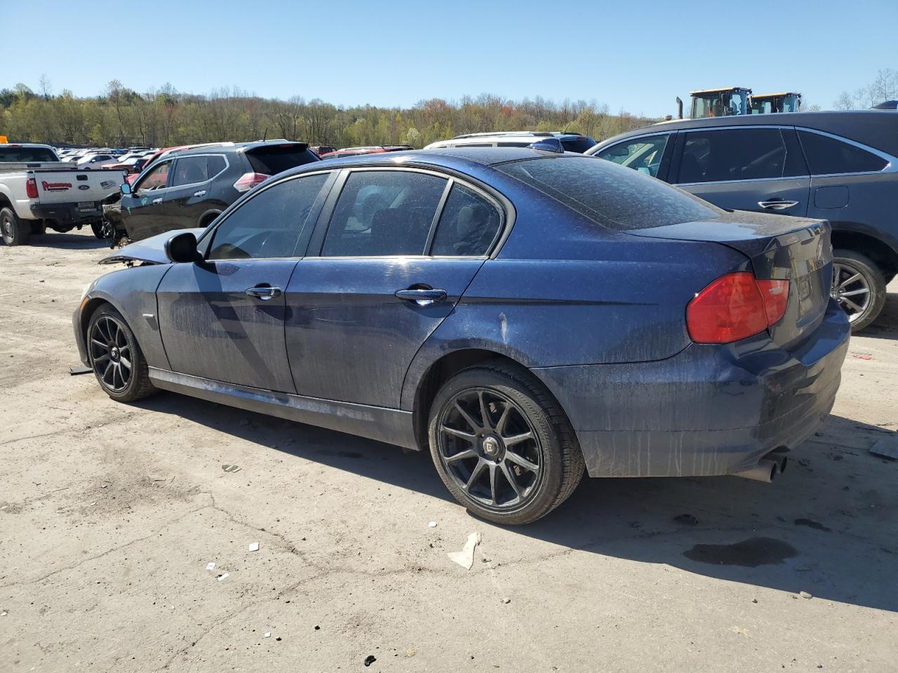 WBAPK5C56BF123179 2011 BMW 328 Xi Sulev