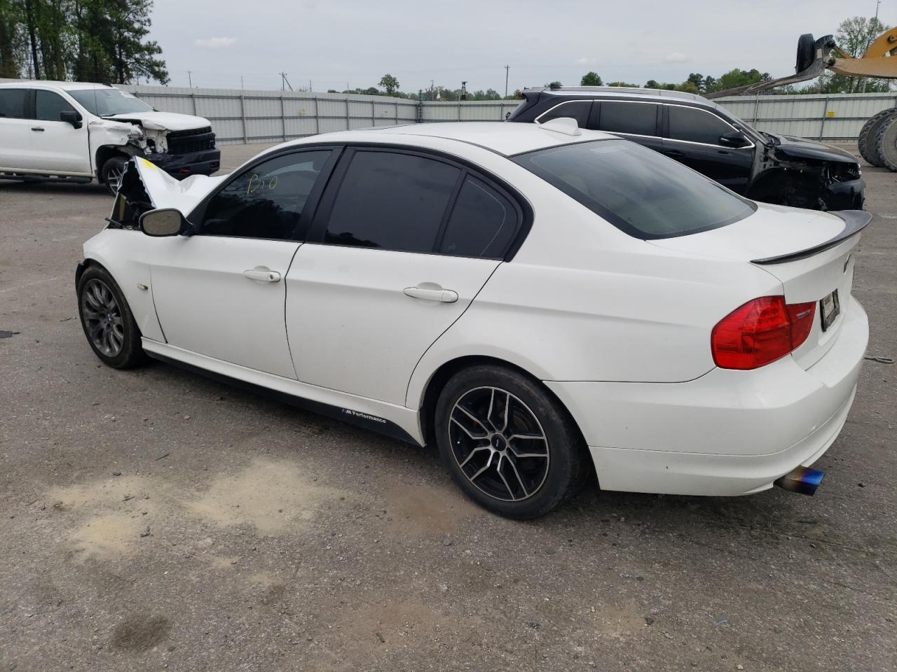 WBAPH77559NL81553 2009 BMW 328 I