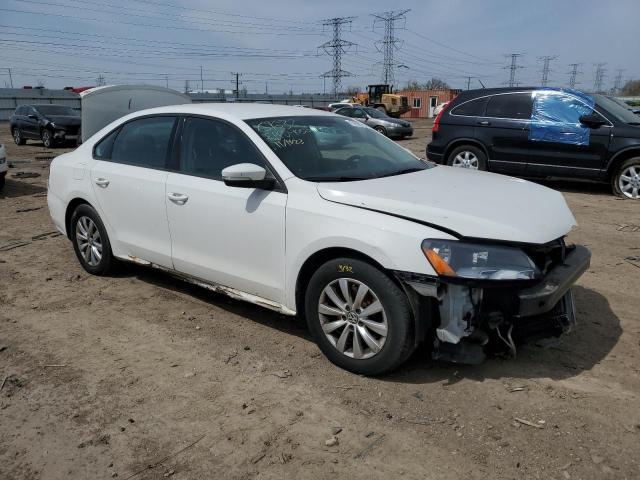 VIN 1VWAS7A38FC030061 2015 Volkswagen Passat, S no.4