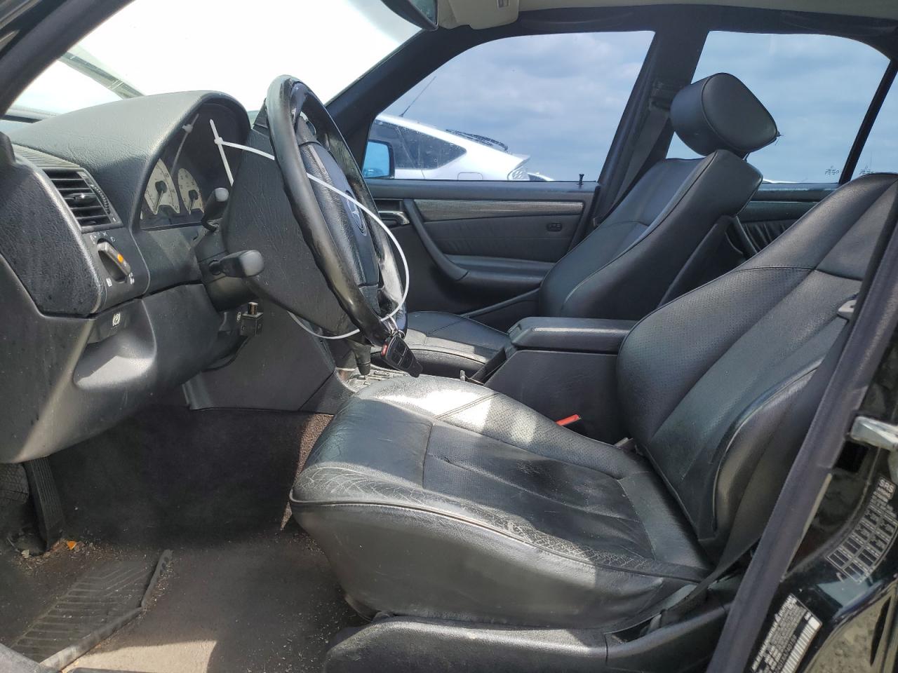 wdbha24g1xa740159 WDBHA24G1XA740159 1999 Mercedes-Benz C 230
