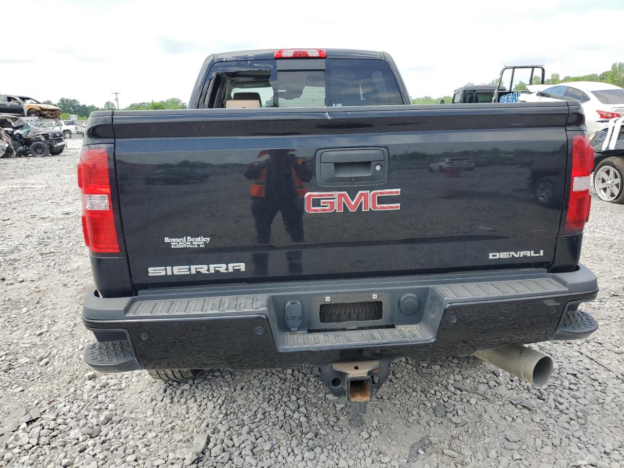 1GT12UEY5JF253558 2018 GMC Sierra K2500 Denali