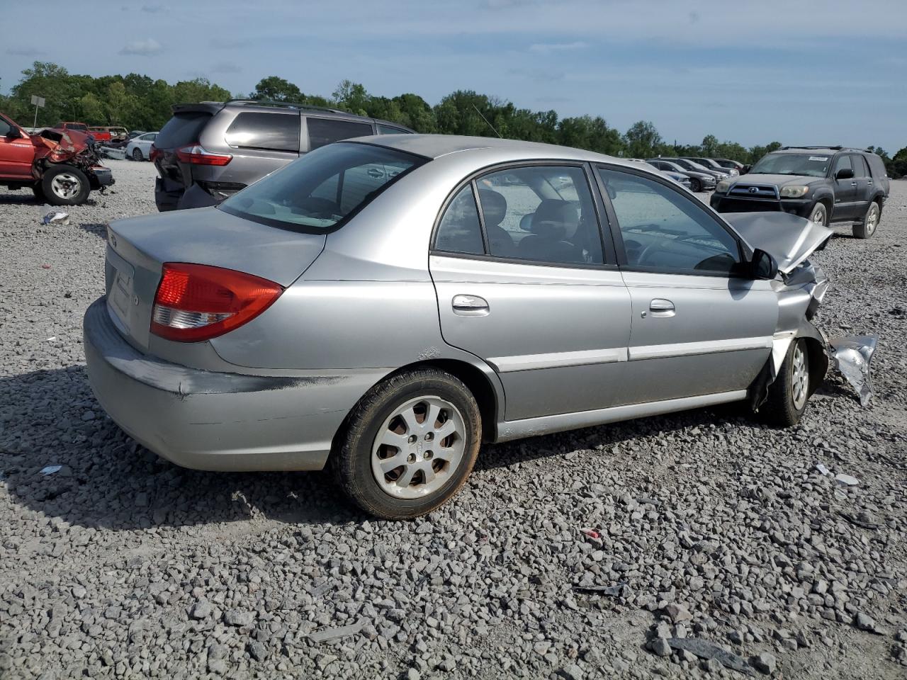 KNADC125946332624 2004 Kia Rio