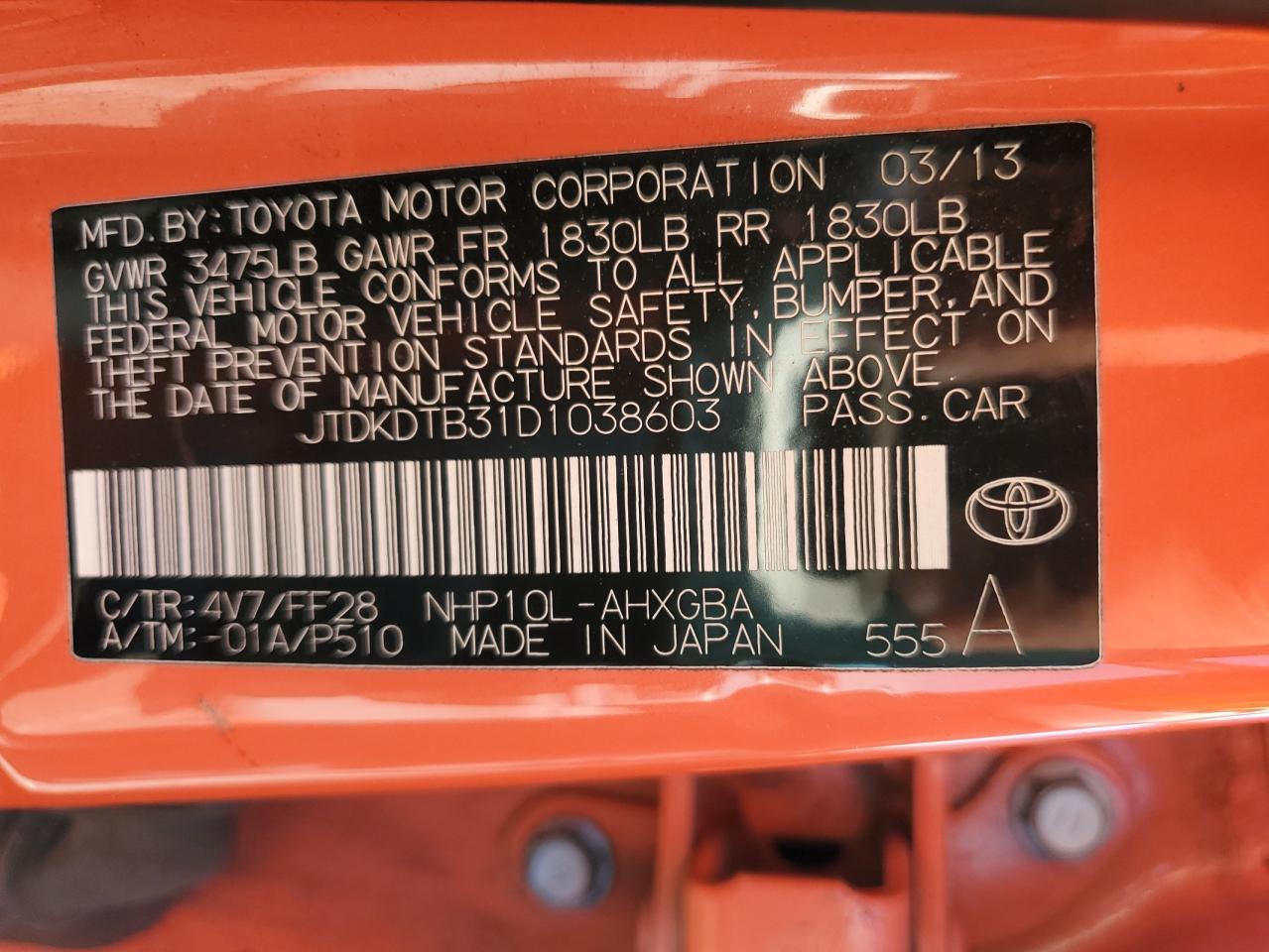 2013 Toyota Prius C vin: JTDKDTB31D1038603