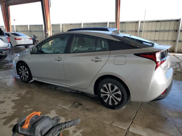 JTDL9MFU8N3034648 Toyota Prius LE 2