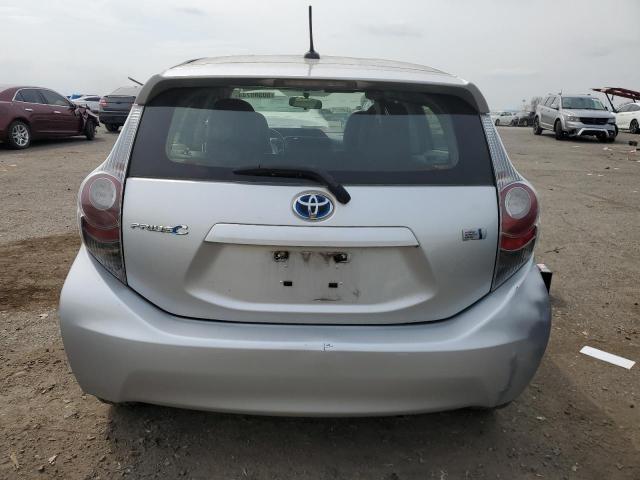 2013 Toyota Prius C VIN: JTDKDTB33D1032124 Lot: 50388744