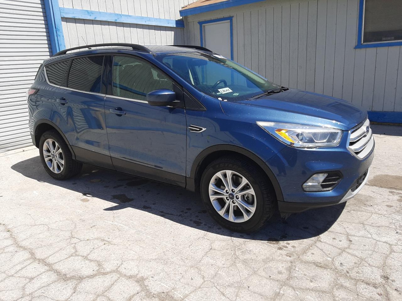 1FMCU9HD5JUB86539 2018 Ford Escape Sel