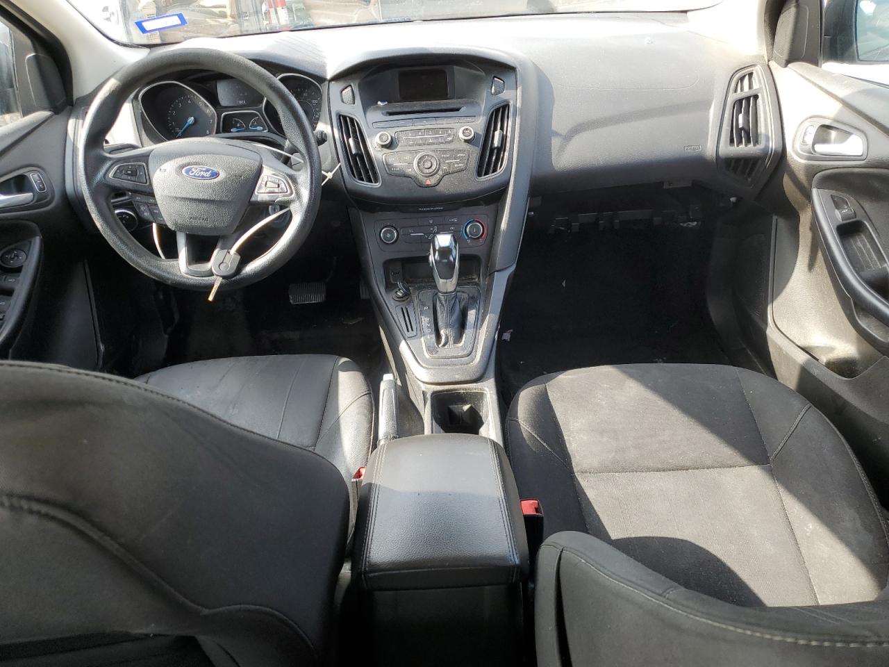 1FADP3K25GL364250 2016 Ford Focus Se