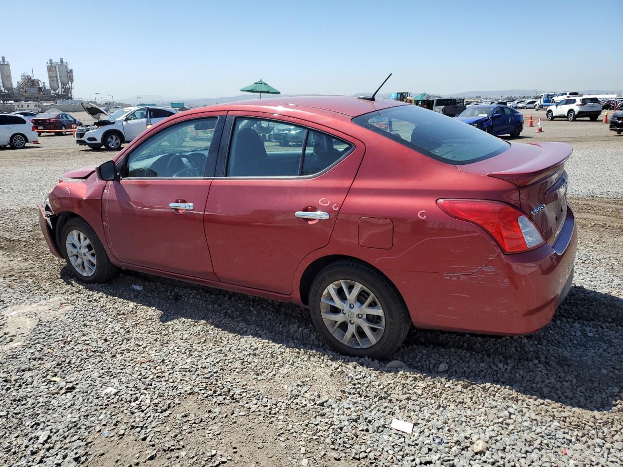 2018 Nissan Versa S vin: 3N1CN7APXJL812903