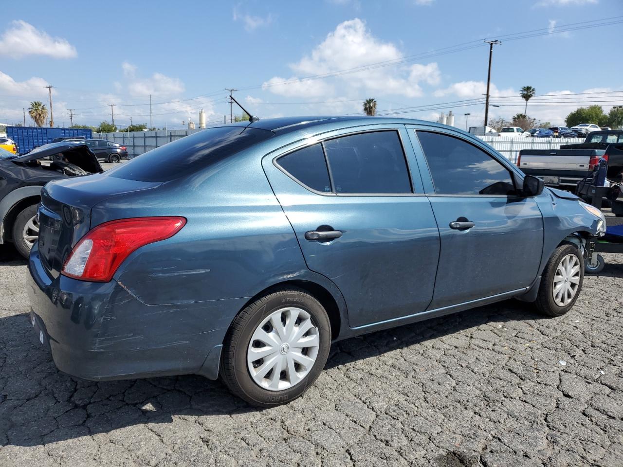 3N1CN7AP8GL827912 2016 Nissan Versa S