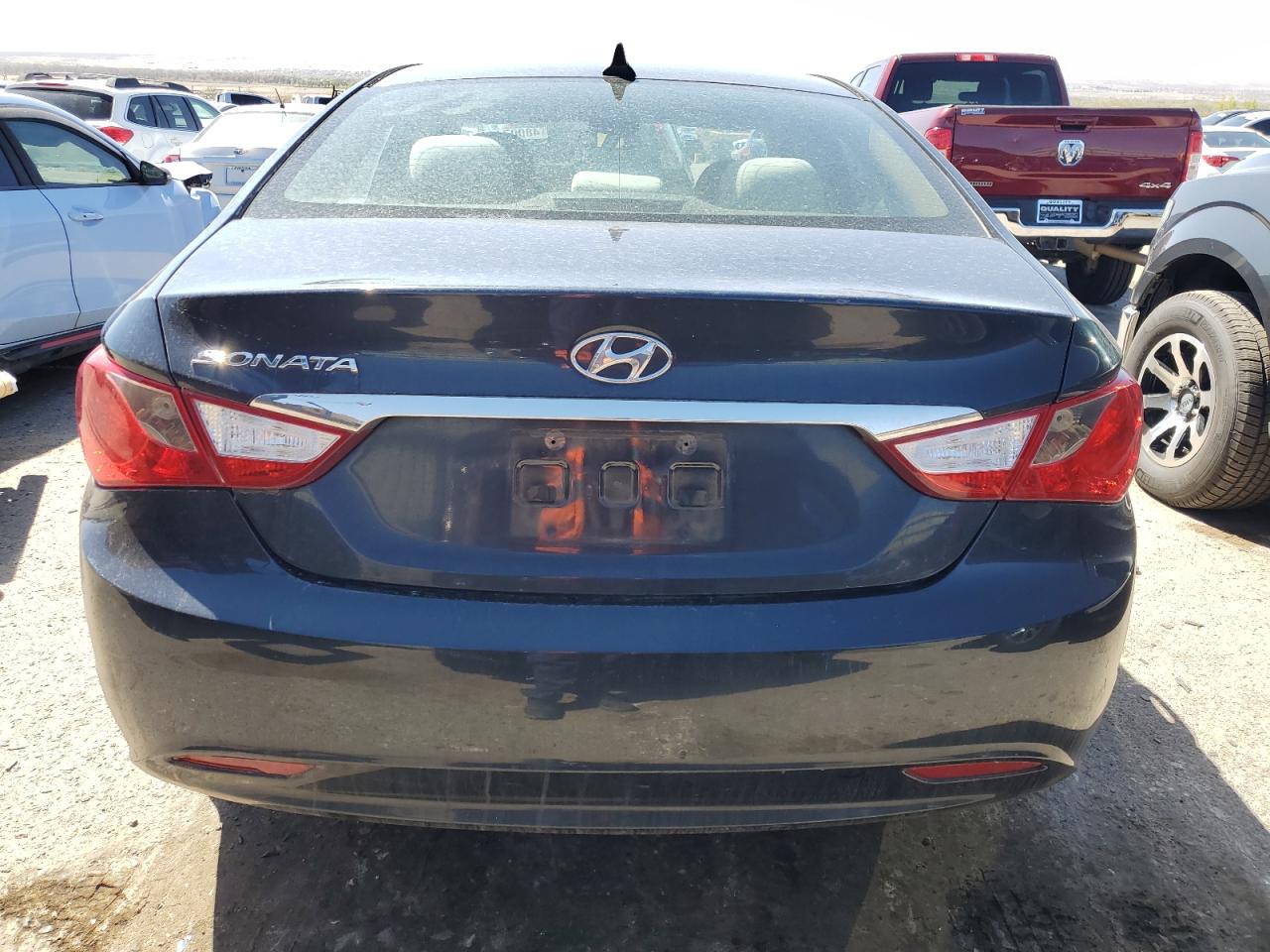 5NPEB4AC3BH280356 2011 Hyundai Sonata Gls