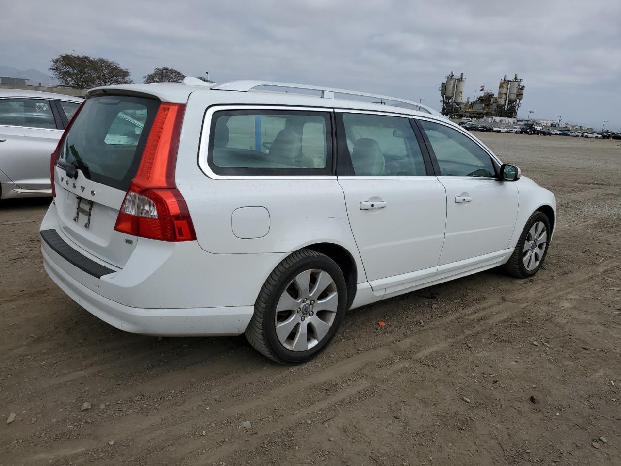 YV1BW982381034662 2008 Volvo V70 3.2