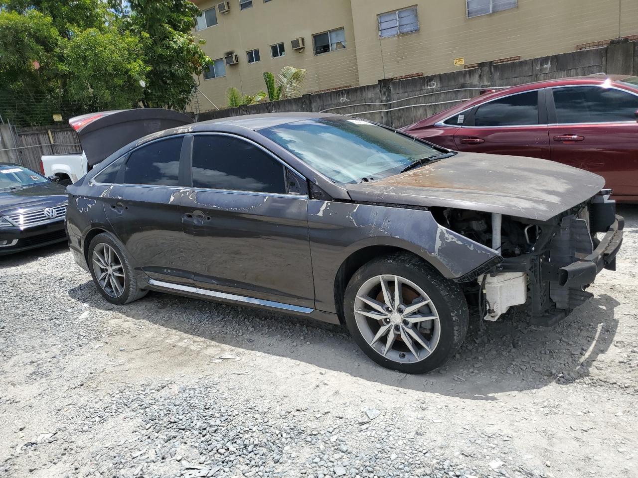 2015 Hyundai Sonata Sport vin: 5NPE34AB6FH105464