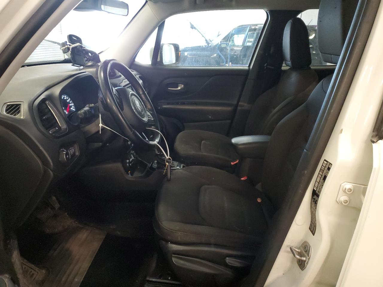 ZACCJBBB2HPF72827 2017 Jeep Renegade Latitude