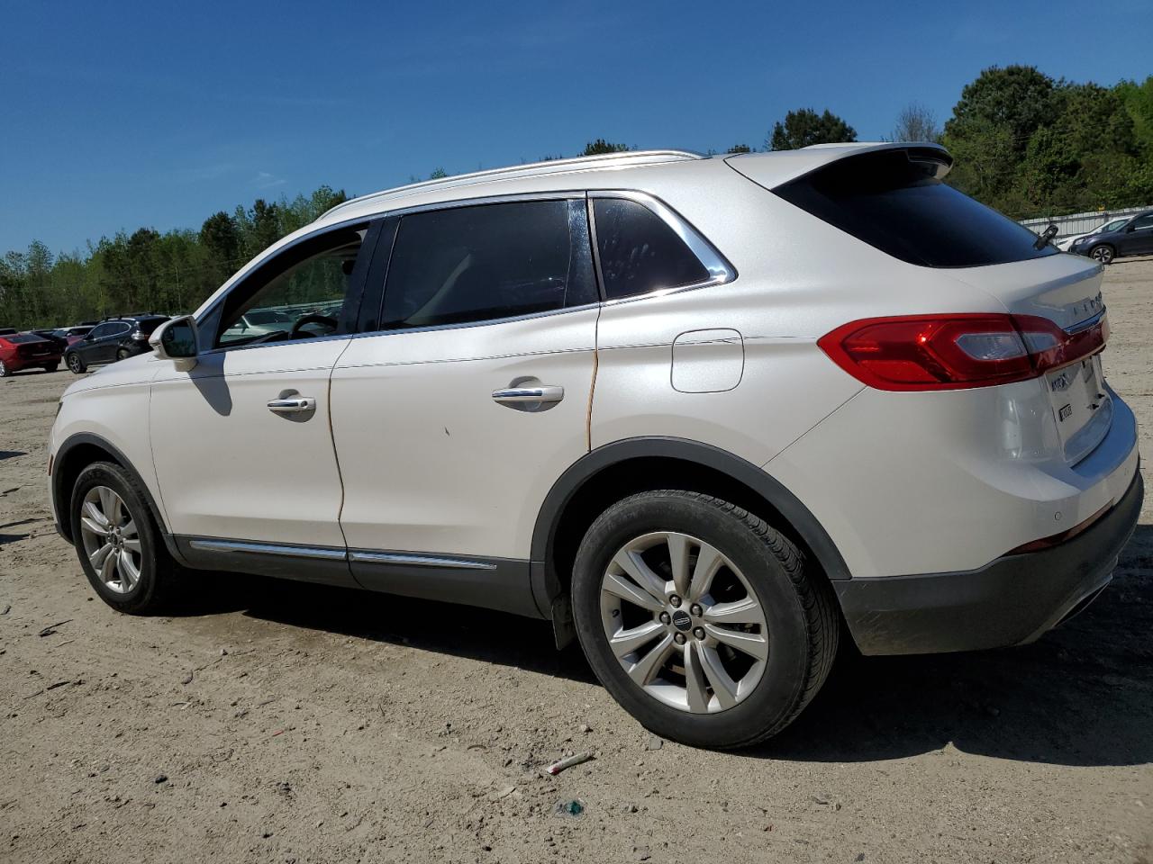 2LMPJ6KR3HBL48573 2017 Lincoln Mkx Select