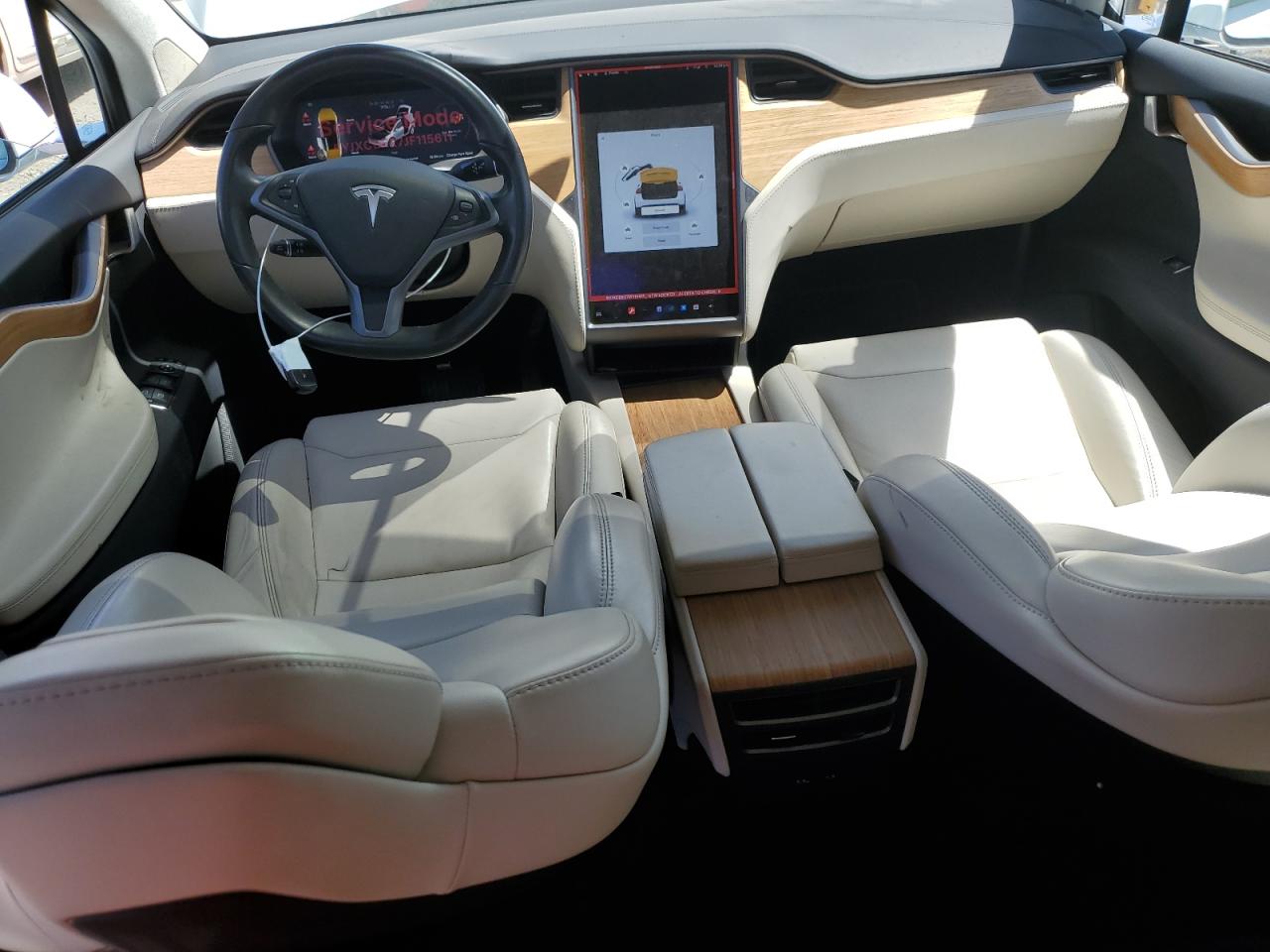 5YJXCDE27JF115611 2018 Tesla Model X