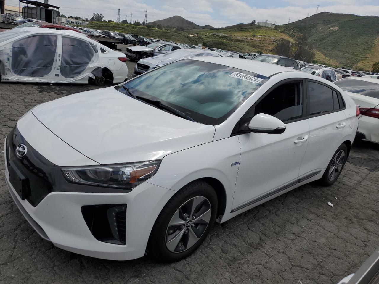 2019 Hyundai Ioniq vin: KMHC75LH7KU037528