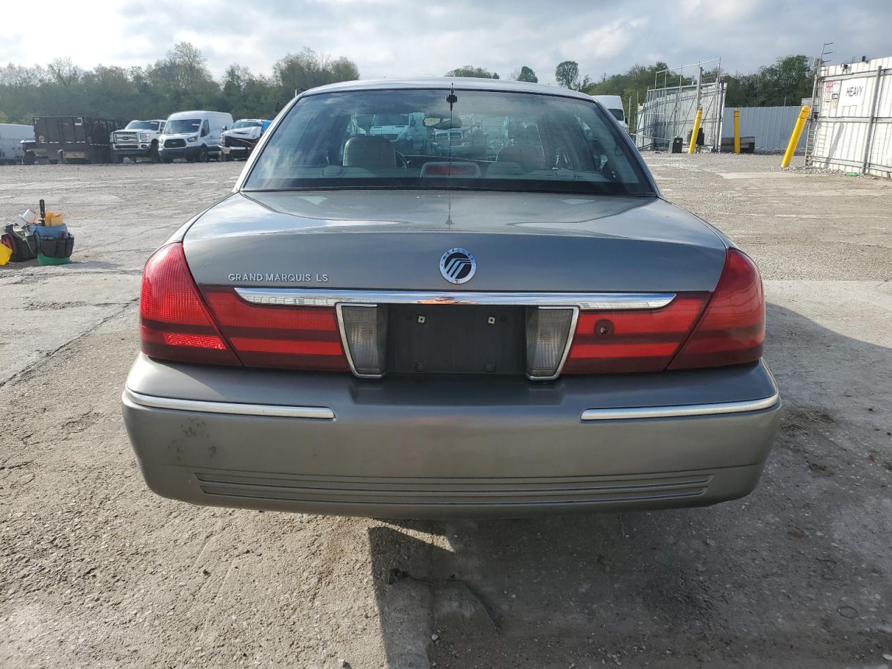 2MEHM75W94X602625 2004 Mercury Grand Marquis Ls