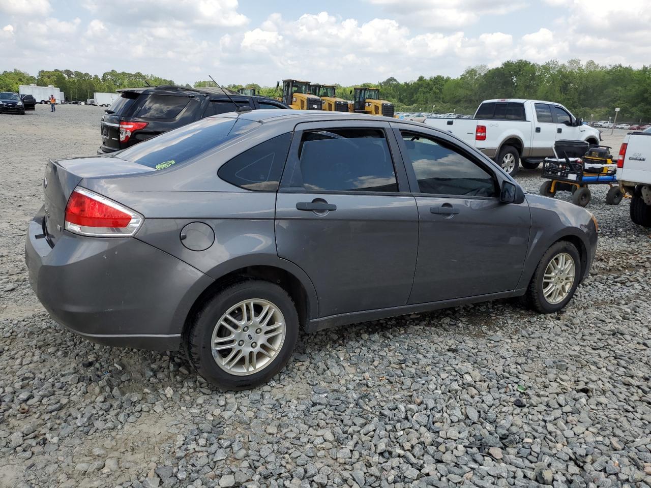 1FAHP3FN4AW229126 2010 Ford Focus Se