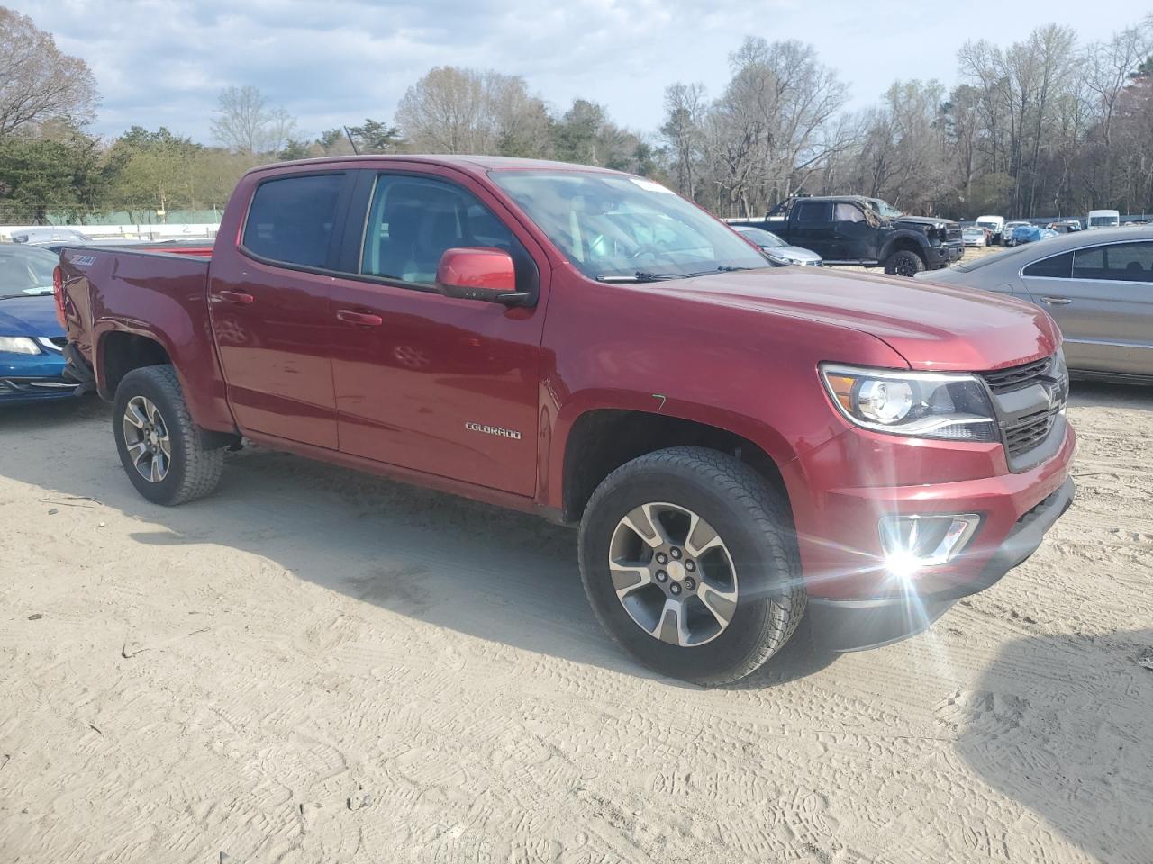 1GCGTDENXJ1142093 2018 Chevrolet Colorado Z71