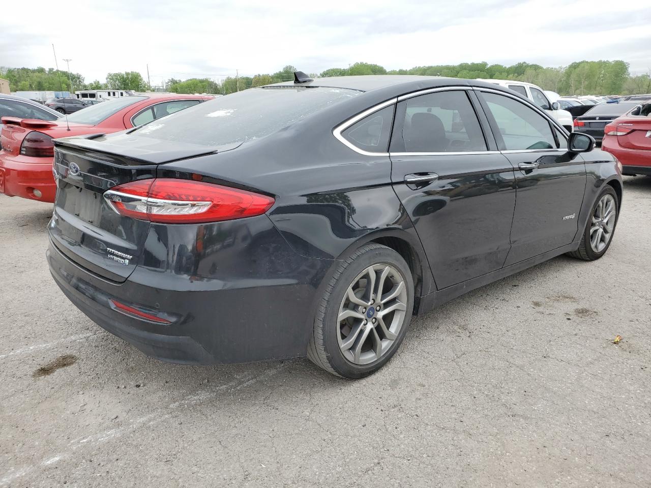 3FA6P0RU4KR220939 2019 Ford Fusion Titanium