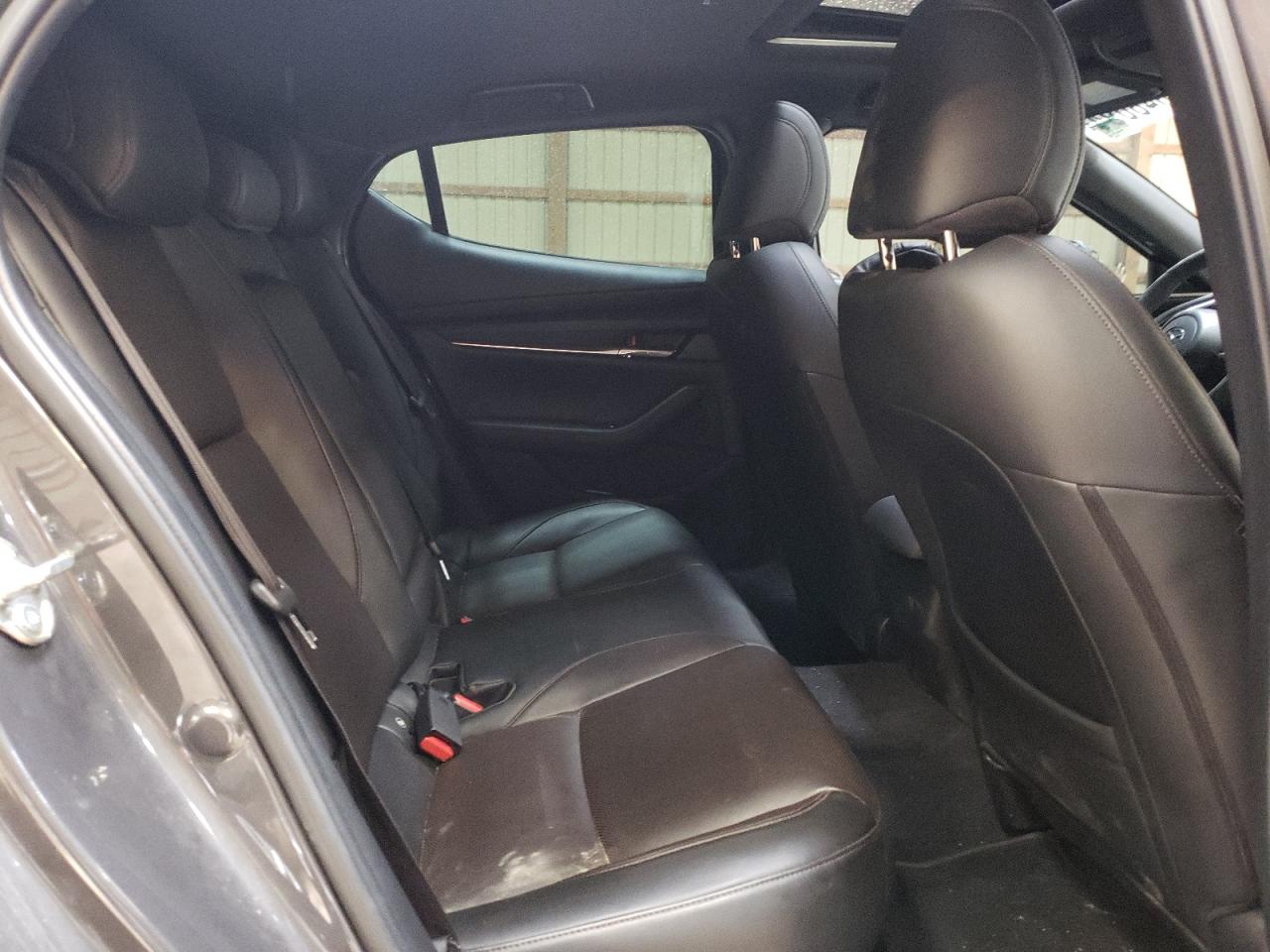 JM1BPBMM3K1135547 2019 Mazda 3 Preferred