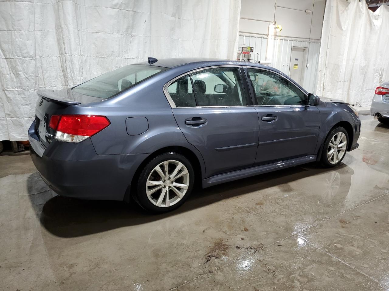 2014 Subaru Legacy 2.5I Limited vin: 4S3BMBM67E3024048