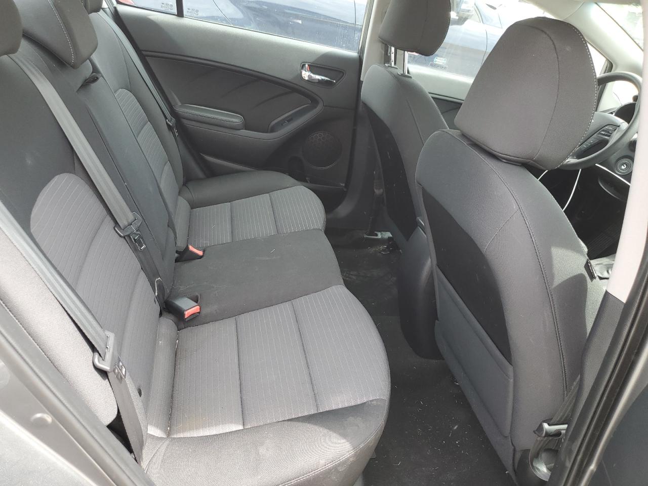 KNAFX4A62G5557938 2016 Kia Forte Lx