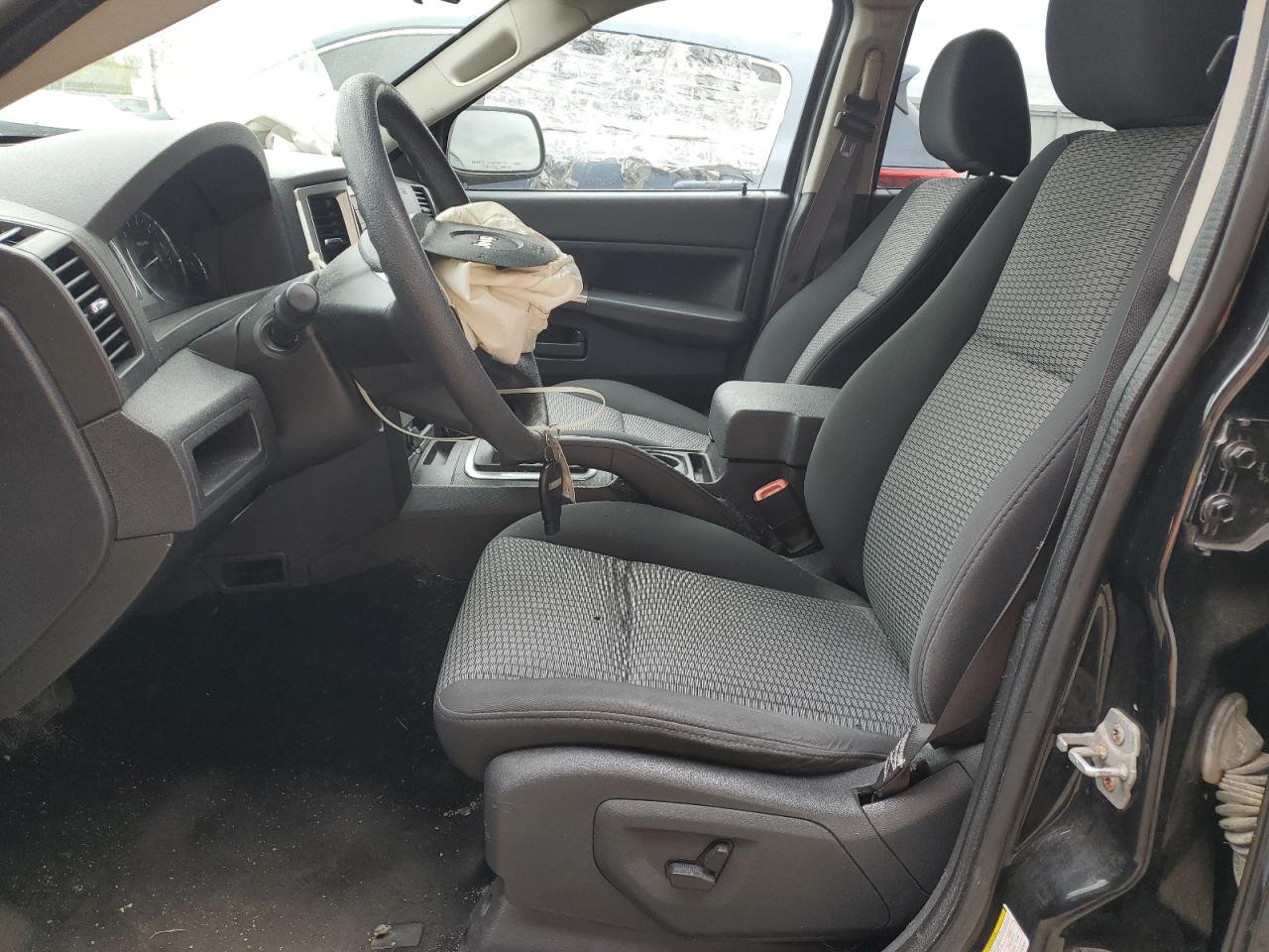 1J8GR48K88C153553 2008 Jeep Grand Cherokee Laredo