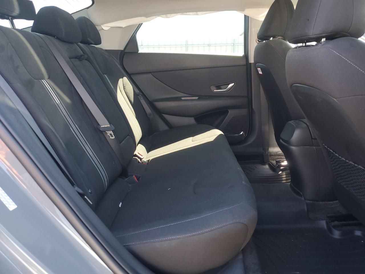 KMHLN4AG5NU348566 2022 Hyundai Elantra Sel