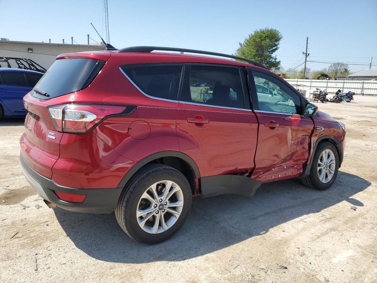 1FMCU0HD9JUD17872 2018 Ford Escape Sel