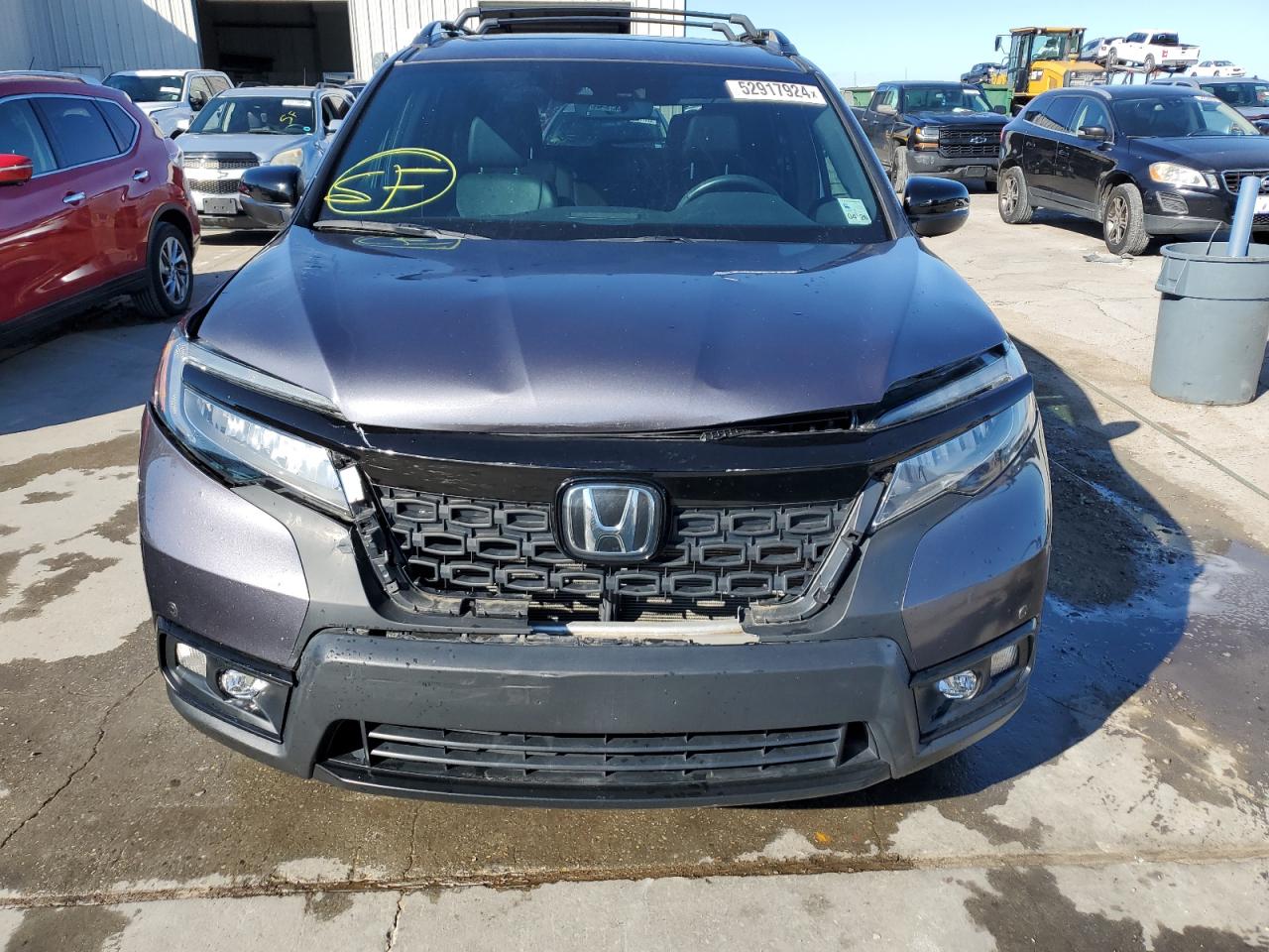 2019 Honda Passport Touring vin: 5FNYF7H9XKB011749