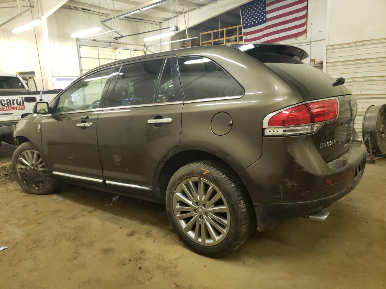 2LMDJ8JK4BBJ28689 2011 Lincoln Mkx