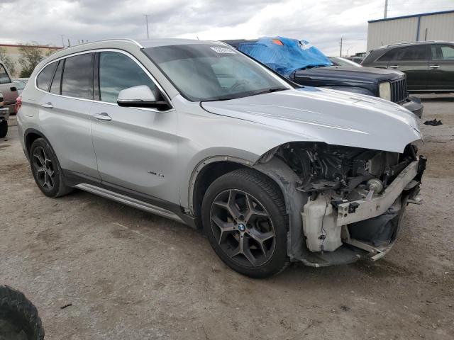  BMW X1 2016 Сріблястий