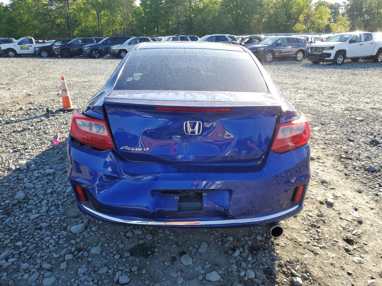 1HGCT1B3XFA014929 2015 Honda Accord Lx-S