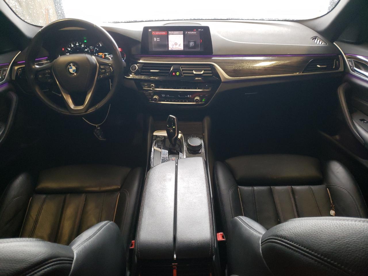 WBAJA7C57KWW16857 2019 BMW 530 Xi