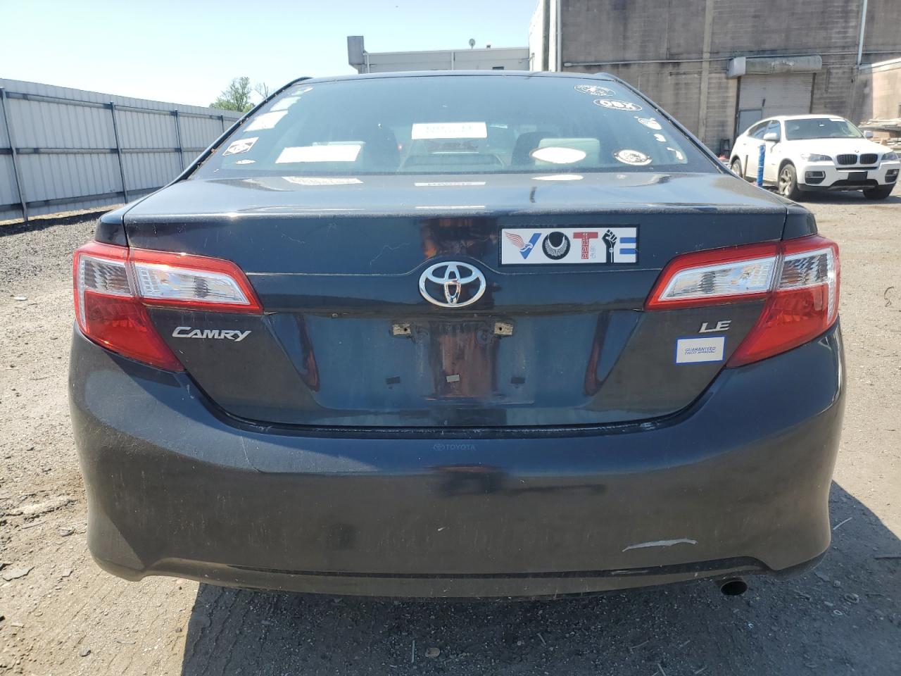 4T1BF1FK4EU435301 2014 Toyota Camry L