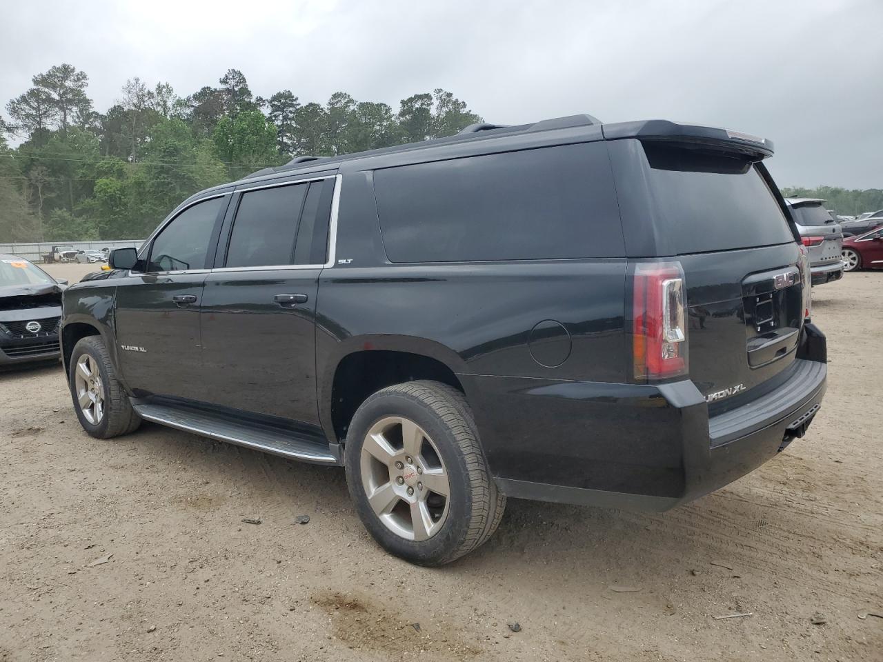 1GKS1GKC9GR261384 2016 GMC Yukon Xl C1500 Slt