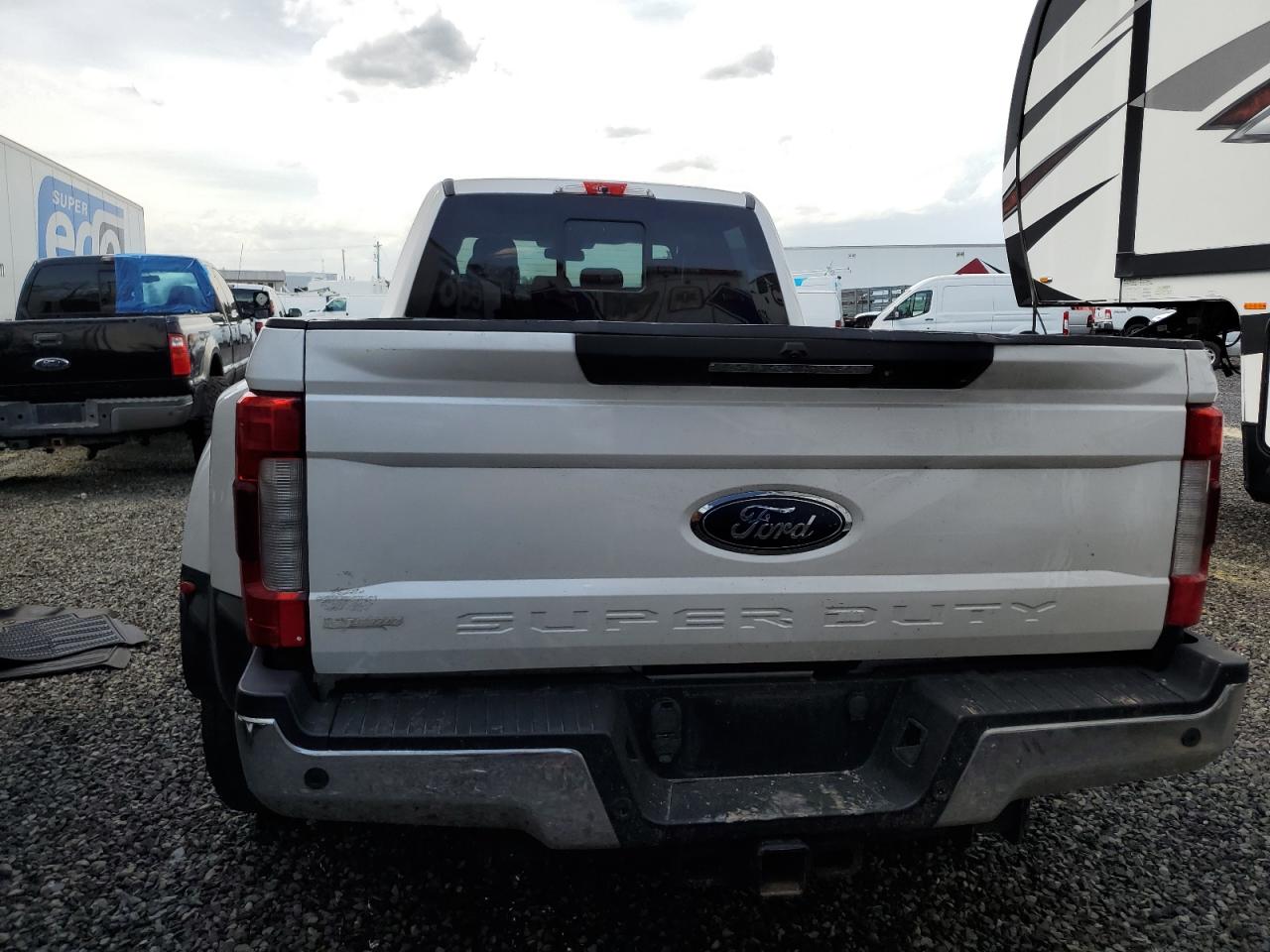 1FT8W4DT7HEE41295 2017 Ford F450 Super Duty