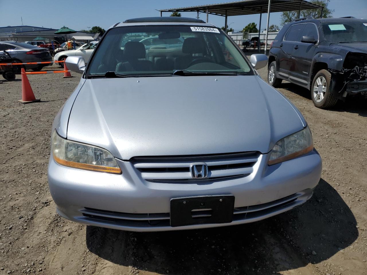 1HGCG668X1A128025 2001 Honda Accord Ex