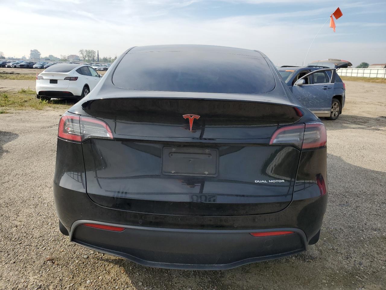 7SAYGAEE9NF351378 2022 Tesla Model Y