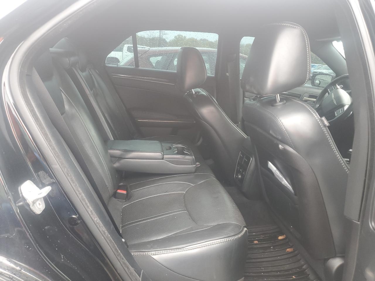 2C3CCADG1EH255541 2014 Chrysler 300C Varvatos