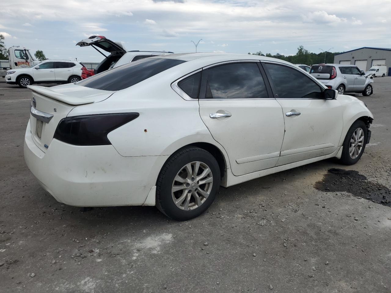 1N4AL3AP1EC281021 2014 Nissan Altima 2.5