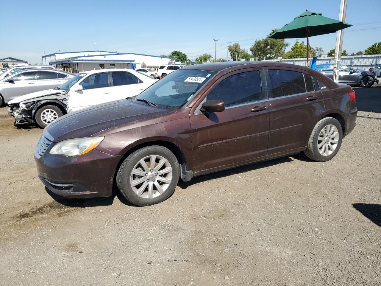 2013 Chrysler 200 Touring vin: 1C3CCBBG7DN659829