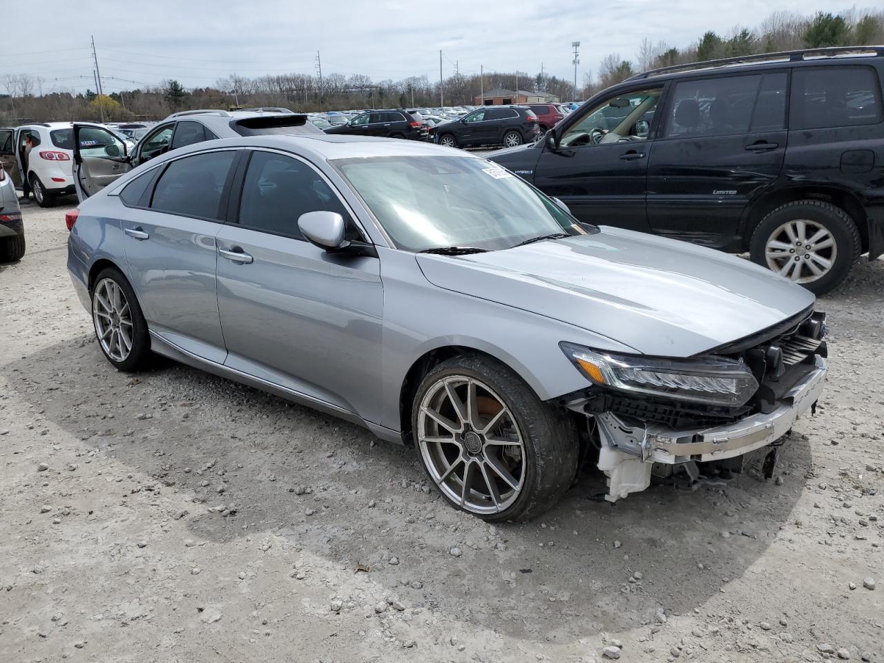 1HGCV2F91JA028712 2018 Honda Accord Touring