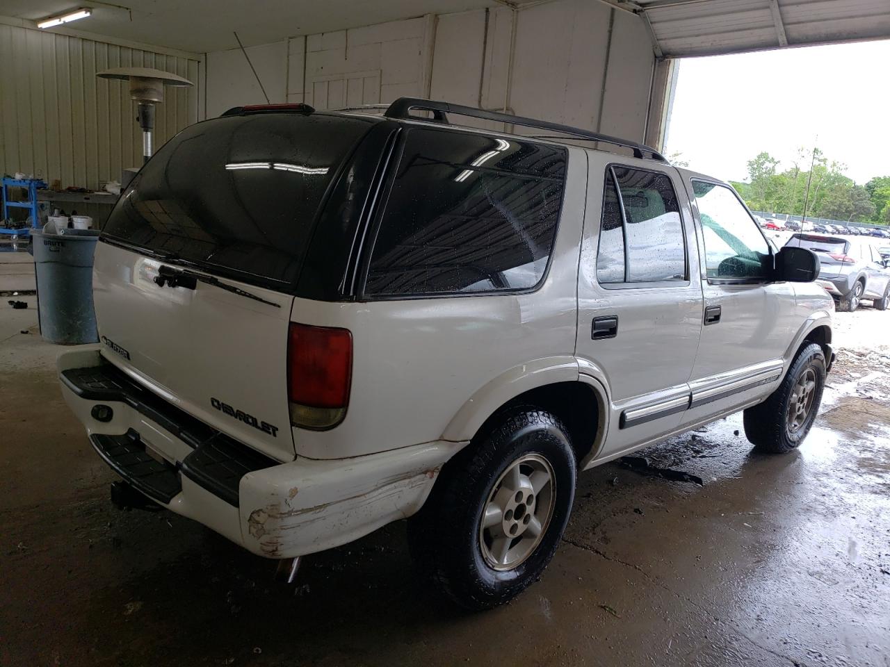 1GNDT13W71K202667 2001 Chevrolet Blazer